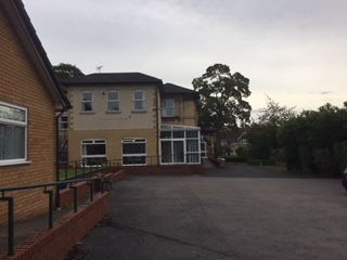 beechcroft house driveway